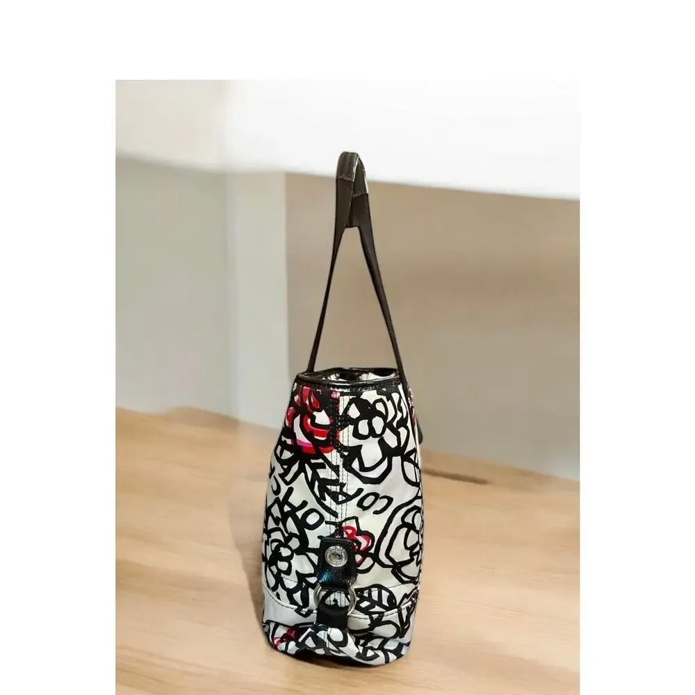 Coach F16583 Poppy Daisy Floral Graffiti Tote Bag